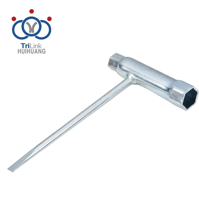 Торцевой ключ для цепной пилы. Электрическая цепная пила. Т-образный ключ.